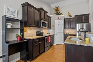 1928 Hinswood Cir, Fuquay-Varina, NC 27526 - Photo 15