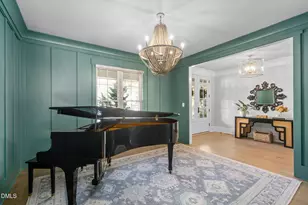 3417 Edgemont Dr, Raleigh, NC 27612 - Photo 5