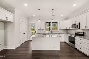 275 Tee Dr, Selma, NC 27576 - Photo 7