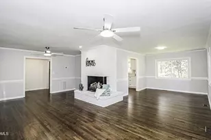 805 River Rd, Selma, NC 27576 - Photo 17