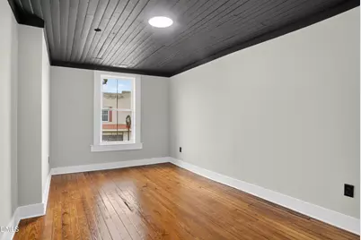 124 N Mecklenburg Avenue, South Hill, VA 23917 - Photo 11