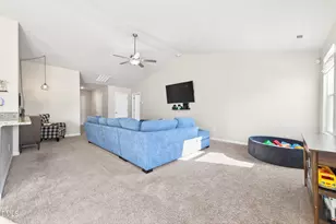 312 Brisk Dr, Zebulon, NC 27597 - Photo 7