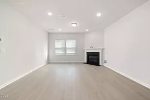 609 Wicklow Hall Dr, Fuquay Varina, NC 27526 - Photo 9