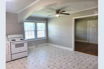 411 W Raleigh Street, Siler City, NC 27344 - Photo 9