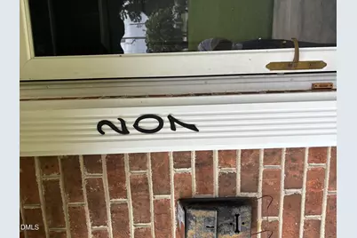 207 S Lincoln Street, Benson, NC 27504 - Photo 1