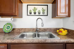 2000 Spruce St, Fayetteville, NC 28303 - Photo 7