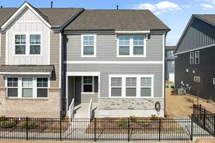 2534 Hutch Ln, Apex, NC 27523 - Photo 3