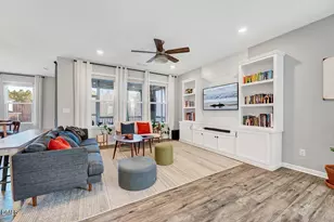 2727 Dilly Dally Ct, Apex, NC 27539 - Photo 3