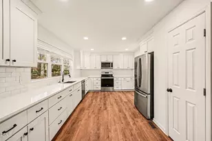 908 Brookgreen Dr, Cary, NC 27511 - Photo 5