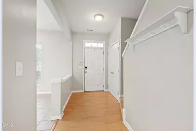 410 Hickory Meadow Circle, Morrisville, NC 27560 - Photo 3