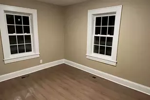 609 Phillips St, Burlington, NC 27217 - Photo 9