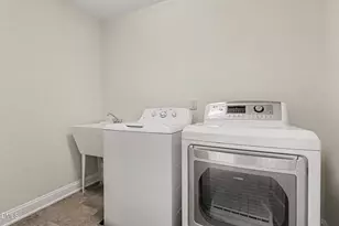 1012 Holland Bend Dr NE, Cary, NC 27519 - Photo 33