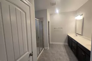 1011 Meadow Pond Dr, Durham, NC 27703 - Photo 21