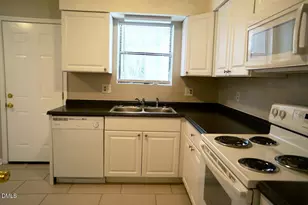 4209 Greencastle Ct, Raleigh, NC 27604 - Photo 7