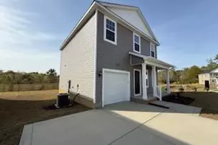 105 Stout Lndg, Dunn, NC 28334 - Photo 3