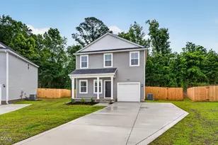 134 Stout Lndg, Dunn, NC 28334 - Photo 3