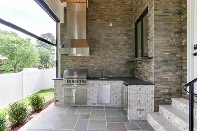 4921 Sweetbriar Drive, Raleigh, NC 27609 - Photo 37