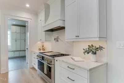 4921 Sweetbriar Drive, Raleigh, NC 27609 - Photo 13