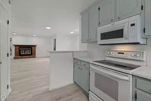 127 Clancy Cir, Cary, NC 27511 - Photo 15