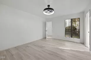 127 Clancy Cir, Cary, NC 27511 - Photo 7