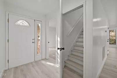 127 Clancy Circle, Cary, NC 27511 - Photo 5