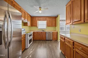 6304 Walnut Glen Dr, Willow Springs, NC 27592 - Photo 7