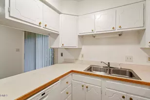 1217 H Manassas Ct, Raleigh, NC 27609 - Photo 13