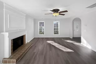 305 Montvale Ct, Apex, NC 27502 - Photo 3