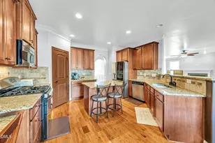 418 Granite Creek Dr, Rolesville, NC 27571 - Photo 9