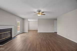 704 Pepperstone Ct, Fuquay-Varina, NC 27526 - Photo 7