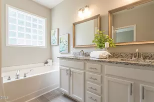 3900 Cane Garden Dr, Raleigh, NC 27610 - Photo 15