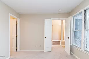 1021 Brighthurst Dr, Raleigh, NC 27605 - Photo 29