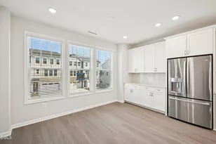 10017 Secluded Gdn Dr, Apex, NC 27523 - Photo 9