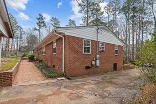 721 Lakeside Dr, Sanford, NC 27330 - Photo 25