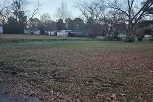 404 S Railroad St, Elm City, NC 27822 - Photo 1