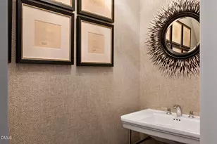 445 Drummond Dr, Raleigh, NC 27609 - Photo 69