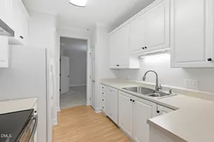 116 Northbrook Dr, Raleigh, NC 27609 - Photo 25