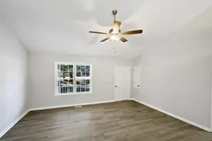 165 Sommerset Dr, Clayton, NC 27520 - Photo 5