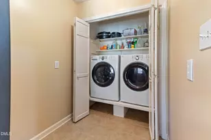 8121 Brookwood Ct, Raleigh, NC 27613 - Photo 17