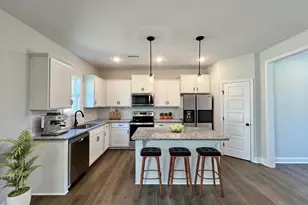 204 Cordgrass Ct, Smithfield, NC 27577 - Photo 3