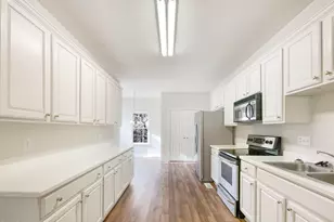 8 Lost Tree Ct, Durham, NC 27703 - Photo 7