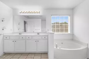 129 Kellerhis Dr, Apex, NC 27502 - Photo 15