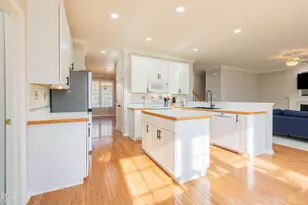 310 Waverly Dr, Clayton, NC 27527 - Photo 11