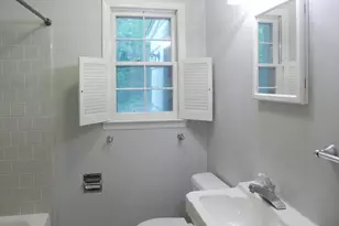 321 Glendale Dr, Chapel Hill, NC 27514 - Photo 17