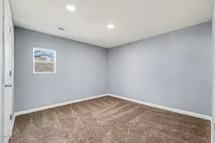 800 E Lizzie St, Selma, NC 27576 - Photo 13