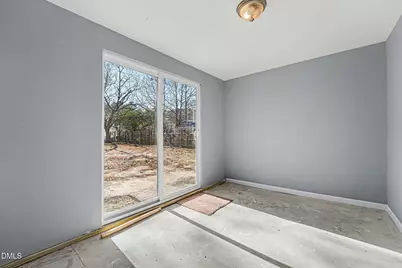 800 E Lizzie Street, Selma, NC 27576 - Photo 9