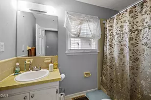 1310 Bramble Dr, Durham, NC 27712 - Photo 23