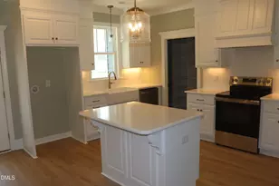 3806 Lightwater Ln, Elm City, NC 27822 - Photo 3