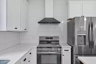 105 Sherwood Ln, Hillsborough, NC 27278 - Photo 9