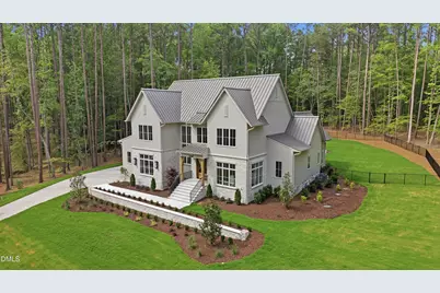 6448 Sanctuary Falls Drive, Raleigh, NC 27614 - Photo 3